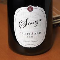 Stanza Private Wine Label Design