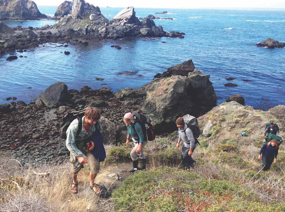 Kelp_hiking out with packs full SMLsized