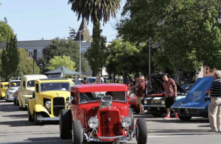Salute to American Graffiti Car Show